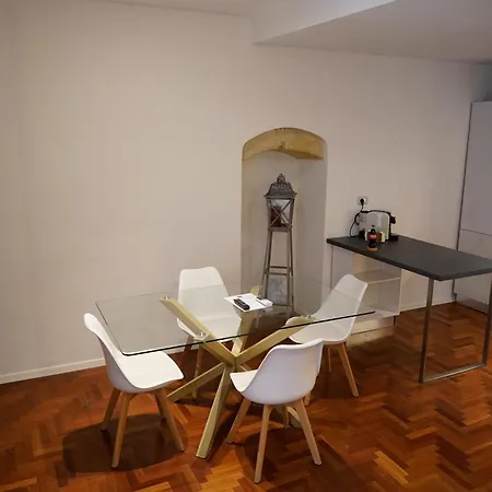 Nyaraló Lo Zaffiro *